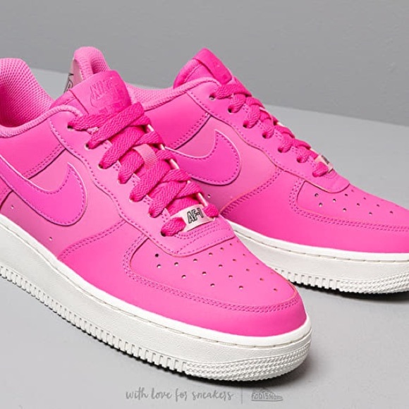 Nike Women’s Air Force 1 '07 Essential Laser Fuchsia - Picture 2 of 9